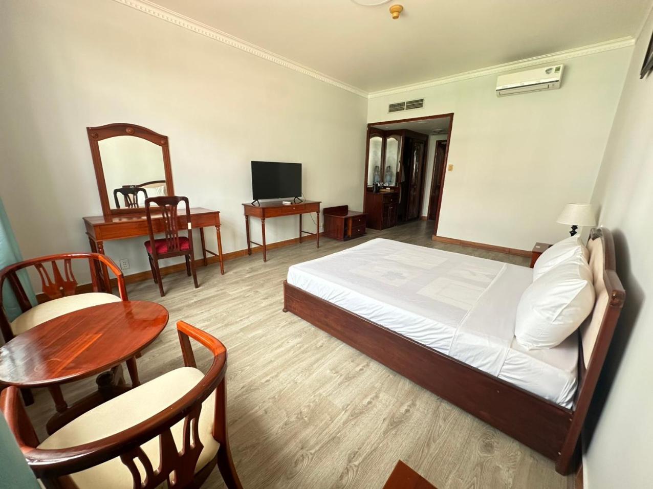 Ngoc Thu Hotel Шокчанг Экстерьер фото