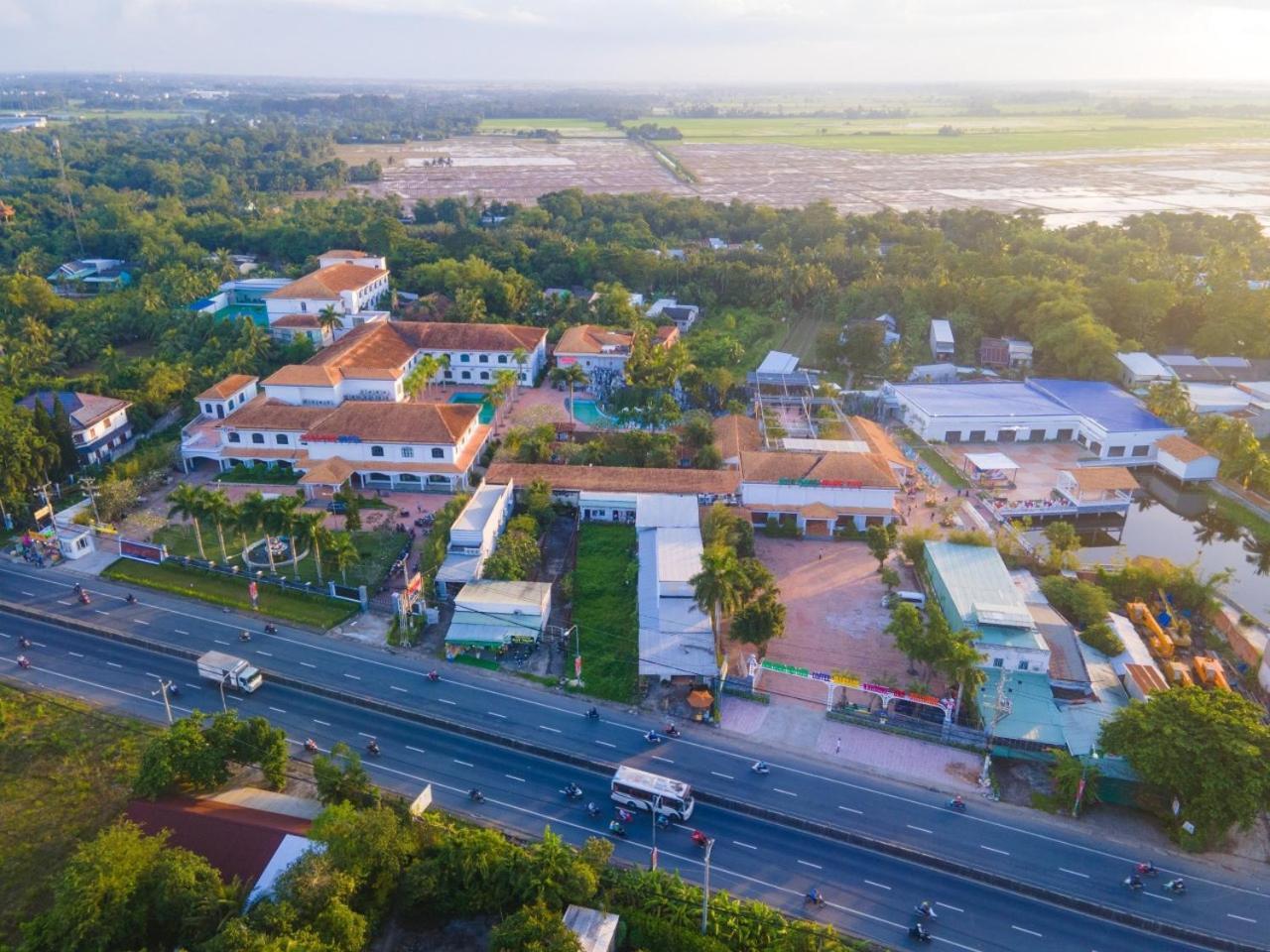 Ngoc Thu Hotel Шокчанг Экстерьер фото